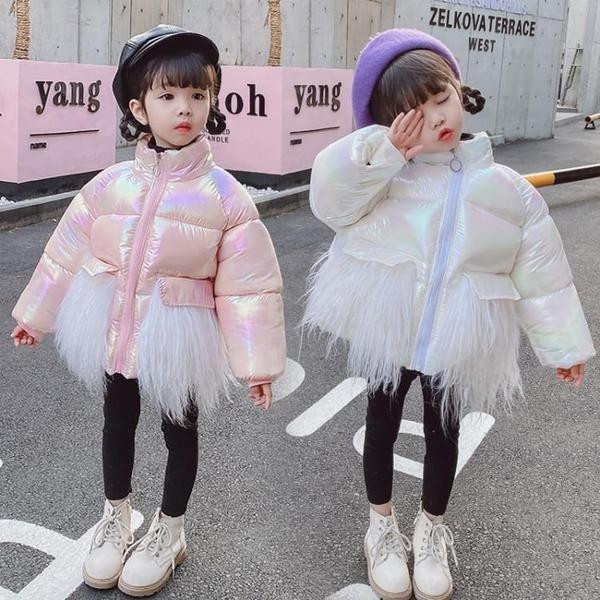Geaca de iarna pentru copii moderna pentru fete in roz si alb cu guler inalt si puf