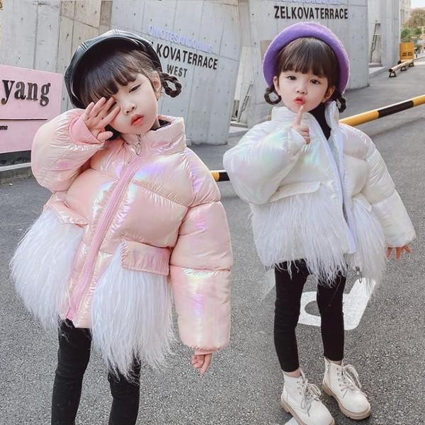 Geaca de iarna pentru copii moderna pentru fete in roz si alb cu guler inalt si puf