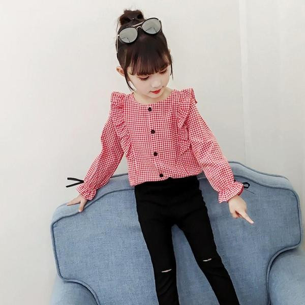 Cămașă pentru copii în carouri pentru fete în două culori cu decolteu rotund și bucle