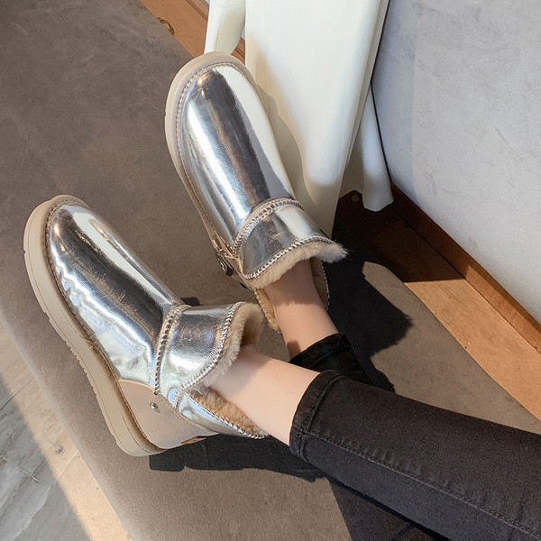 Alkalmi női téli csizma puha béléssel és lapos talppal több színben