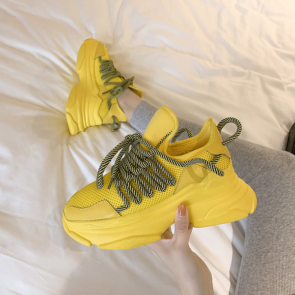 Tenisi casual dama cu sireturi colorate in negru, galben si alb