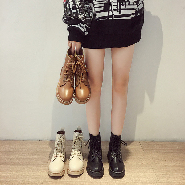 Női alkalmi csizma eko bőrből több színben télre is alkalmas