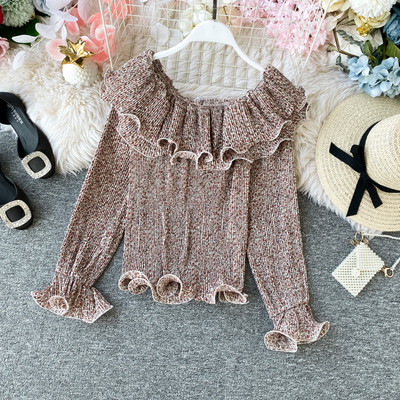 Bluză de damă modernă cu decolteu barcă și bucle în diferite culori