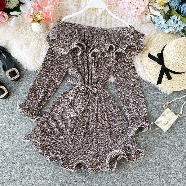 Μοντέρνο γυναικείο φόρεμα με γυμνούς ώμους και κορδόνια με ψηλή  μέση σε μαύρο, ροζ και μπεζ χρώμα