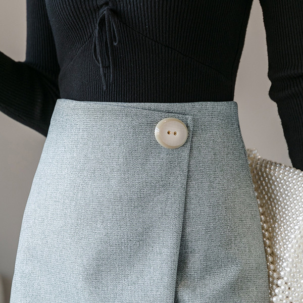 Fusta de dama cu talie inalta si nasture - model asimetric in trei culori