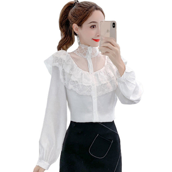 Női ing fehér és fekete színben, széles ujjal és csipkével