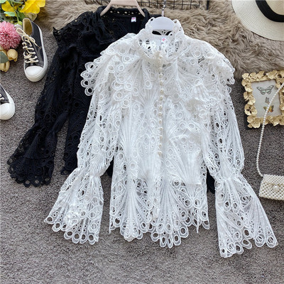 Cămașă elegantă de damă cu dantelă și mâneci lotus în alb și negru