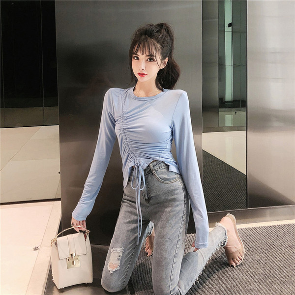 Modern női farmer kék színben, magas derékkal és díszítéssel - kövekkel