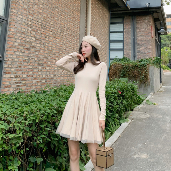 Νέο μοντέλο γυναικείο φόρεμα με στρογγυλη λαιμόκοψη σε μαύρο και μπεζ χρώμα