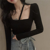 Bluză de damă cu decolteu pătrat și mâneci lungi în negru, alb și bej