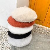 Beretă de tip pălărie de puf de damă modernă în gri, alb, negru, roșu și bej