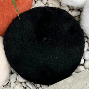 Beretă de tip pălărie de puf de damă modernă în gri, alb, negru, roșu și bej