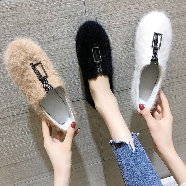 Női alkalmi pehelycipő lapos talppal és cipzárral fekete, bézs és fehér színben