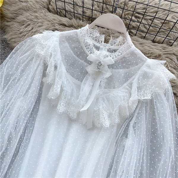 Modern női ing csipke és tüll ujjú fehér színben