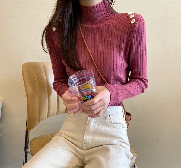 Γυναικείο φούτερ με κολάρο και κουμπιά σε άσπρο, πράσινο, μπλε, μαύρο και ροζ χρώμα