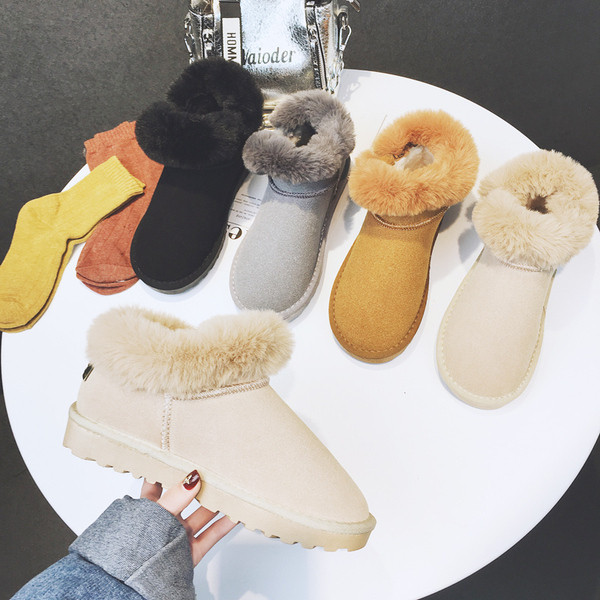 Cizme de iarnă de damă cu căptușeală moale și talpă plată în negru, bej, maro și gri