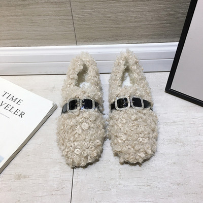 Χνουδωτά γυναικεία καθημερινά παπούτσια  με ίδια σόλα σε λευκό, μαύρο και μπεζ χρώμα