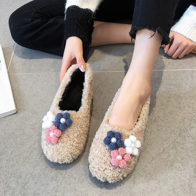 Női alkalmi cipő 3D elemekkel bézs, fekete és zöld színben