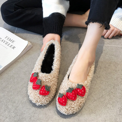 Női alkalmi cipő 3D elemekkel bézs, fekete és zöld színben