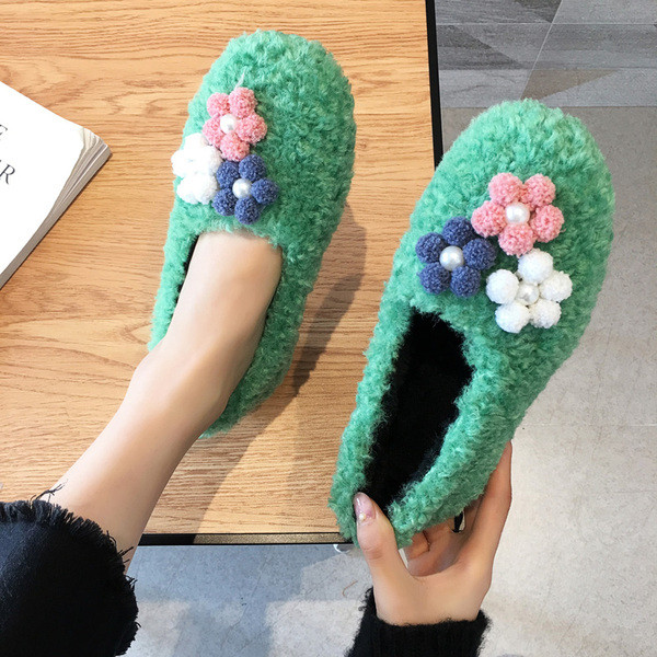 Női alkalmi cipő 3D elemekkel bézs, fekete és zöld színben