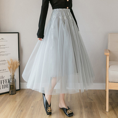 Modern női szoknya négy színben gumírozott derékkal és csipkével