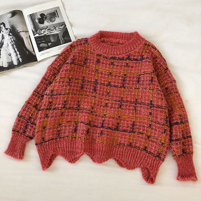 Női széles pulóver modell, hosszú ujjal és kerek nyakkivágással, három színben