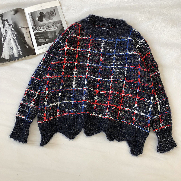 Női széles pulóver modell, hosszú ujjal és kerek nyakkivágással, három színben