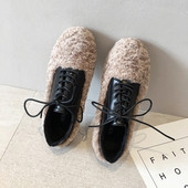 Γυναικεία καθημρινά παπούτσια με γούνα και κορδόνια σε μαύρο, λευκό και μπεζ χρώμα