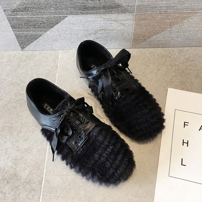 Γυναικεία καθημρινά παπούτσια με γούνα και κορδόνια σε μαύρο, λευκό και μπεζ χρώμα