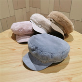 Γυναικείο χειμερινό χνουδωτό καπέλο  με γείσο και καφέ, μπεζ, μπλε, μαύρο και ροζ χρώμα