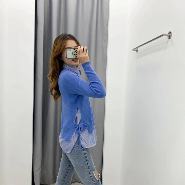 Μοντέρνο γυναικείο σετ - πουλόβερ με κορδόνια και ριγέ πουκάμισο