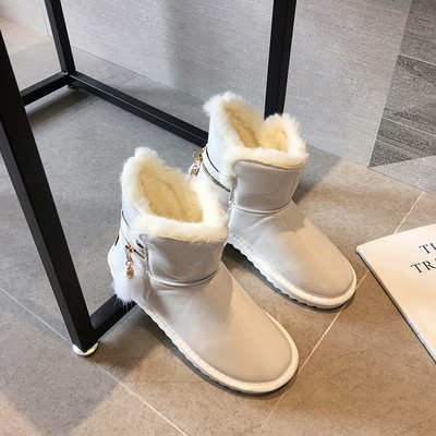 Γυναικείες χειμωνιάτικες μπότες με μαλακή επένδυση και φερμουάρ σε λευκό, μαύρο και μπεζ χρώμα