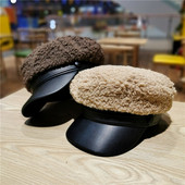 Női téli pehely sapka napellenzővel barna, bézs, sárga, fekete és fehér színben