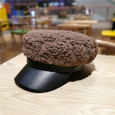 Női téli pehely sapka napellenzővel barna, bézs, sárga, fekete és fehér színben