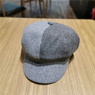 Γυναικείο χειμερινό  καπέλο με γείσο σε μπεζ, ροζ, κίτρινο και μαύρο χρώμα 