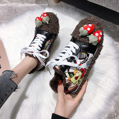 Model nou de pantofi de dama cu element 3D si aplicare de culoare in culoarea verde, maro si bej