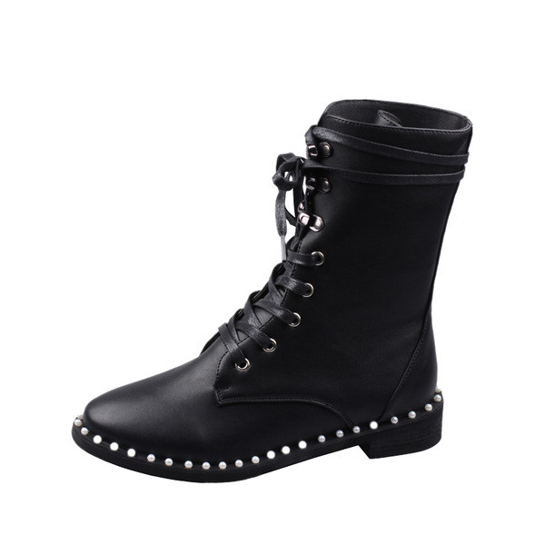 Cizme moderne de dama de culoare neagra - doua modele potrivite pentru iarna