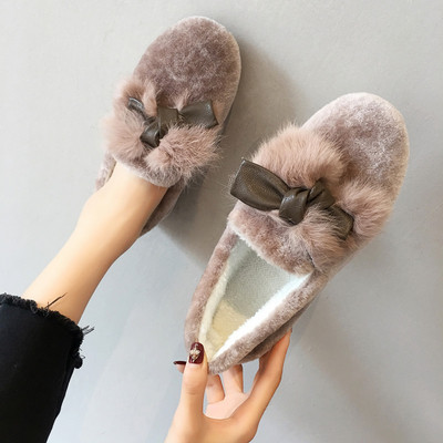 Női pehely alkalmi cipő lapos talppal és puha béléssel, fekete és bézs színben