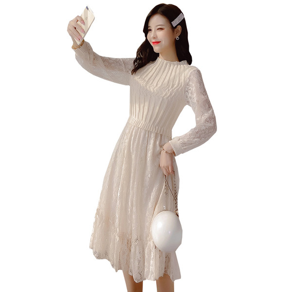 Rochie moderna de dama in alb si roz cu dantela si maneci lungi