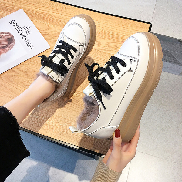 Női alkalmi téli cipő puha béléssel, fekete és bézs színben