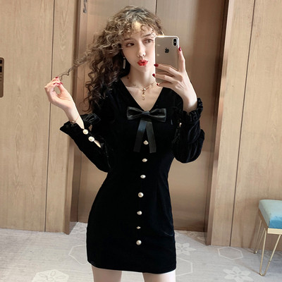 Rochie de dama in stil retro, neagra, cu panglica si decolteu in V