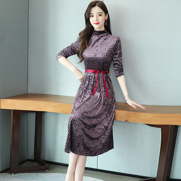 Rochie de dama lunga din catifea roz si maro cu maneci lungi