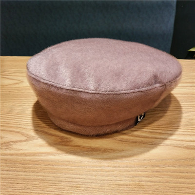 Női plüss sapka retro stílusban fekete, lila, barna és rózsaszín színekben