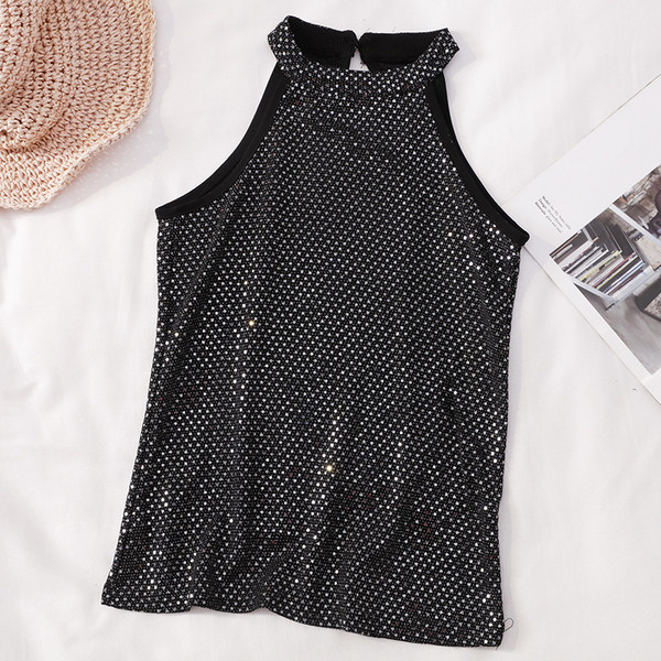 Μοντέρνο γυναικείο αμάνικο  με στρογγυλό ντεκολτέ και πούλιες σε ασημί και χρυσό χρώμα