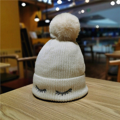 Pălărie de iarnă pentru femei cu căptușeală moale și puf în alb, bej, roz, roșu, negru și maro