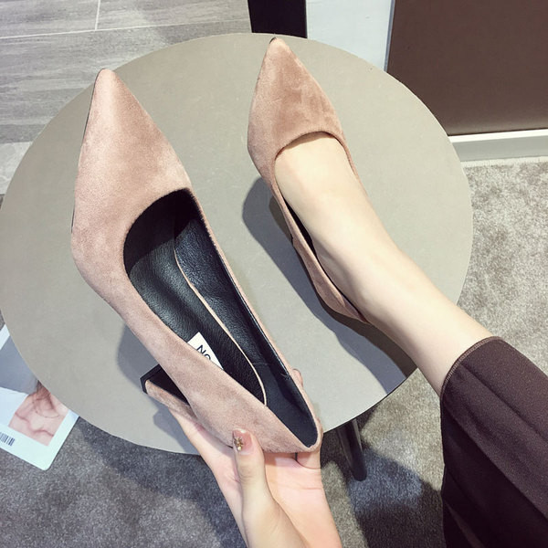 Κομψά γυναικεία παπούτσια με ψηλό τακούνι  σε μπλε, μαύρο και μπεζ χρώμα