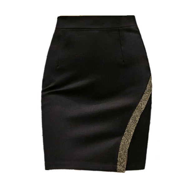 Elegáns női szoknya magas derékkal, fekete slicceléssel