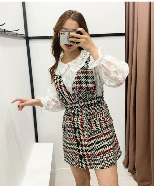 Σύντομο καρό χειμερινό -φθινοπωρινό φόρεμα  με κουμπιά και τσέπες