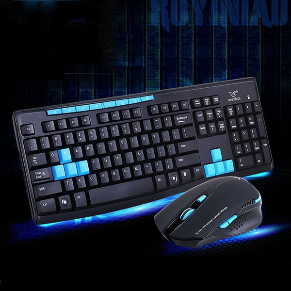 Gaming kit including wireless keyboard and mouse in black
