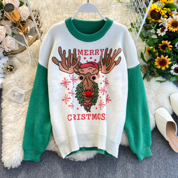 Női pulóver karácsonyi szarvas motívummal és kerek nyakkivágással piros, zöld és szürke színben